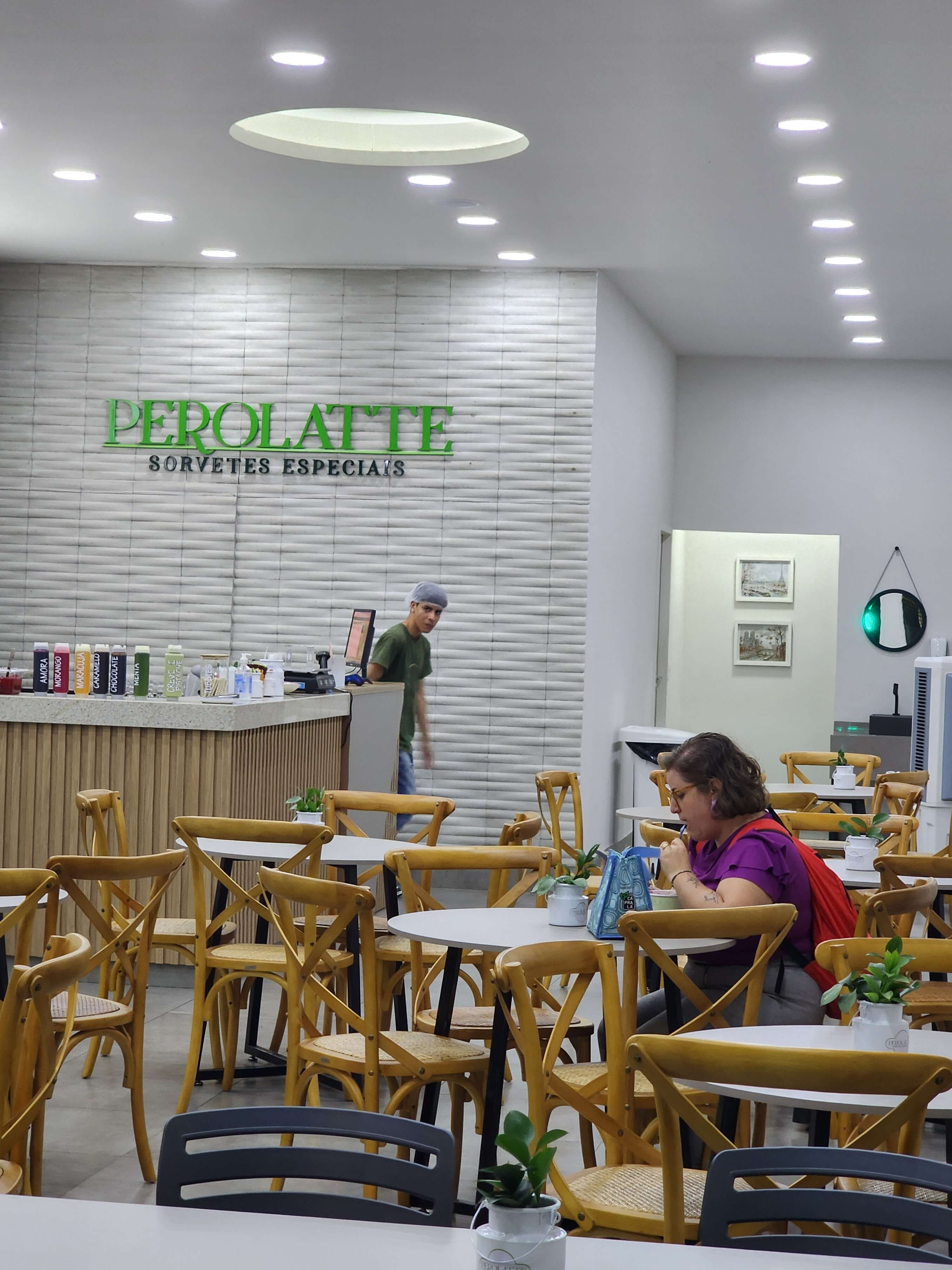 Ambiente - Perolatte Aparecida